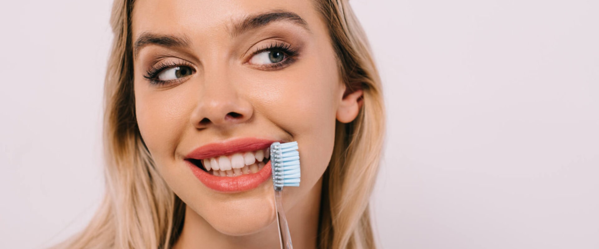 Apple Cider Vinegar Rinse: Teeth Whitening Tips and At-Home Remedies