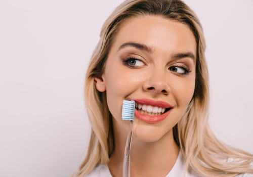 Apple Cider Vinegar Rinse: Teeth Whitening Tips and At-Home Remedies