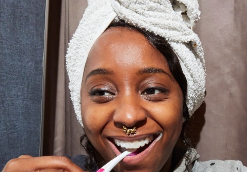 Baking Soda and Hydrogen Peroxide for Whiter Teeth
